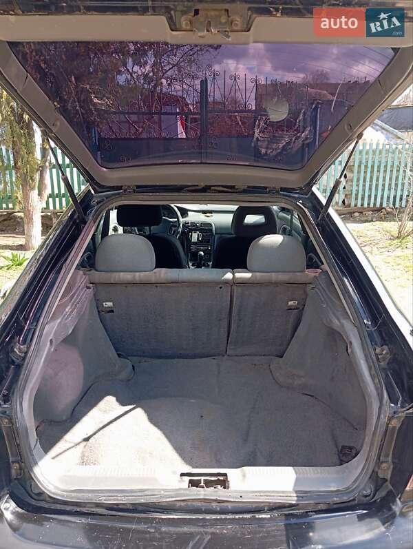 Хэтчбек Mazda 626 1993 в Николаеве фото 6 Хэтчбек Mazda 626 1993 в Николаеве