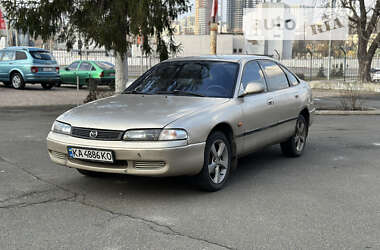 Седан Mazda 626 1996 в Киеве