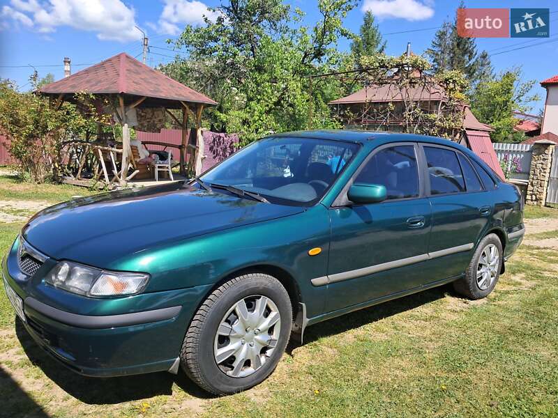 Седан Mazda 626 1999 в Долині
