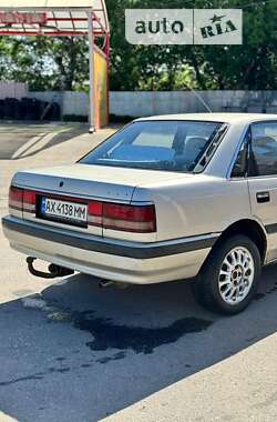 Седан Mazda 626 1988 в Харькове