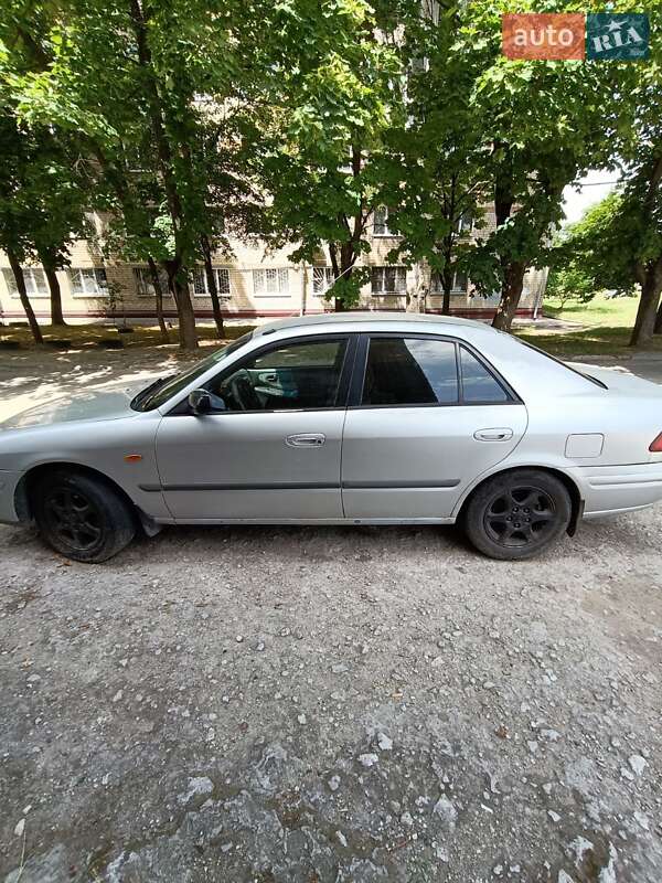 Седан Mazda 626 1998 в Запорожье