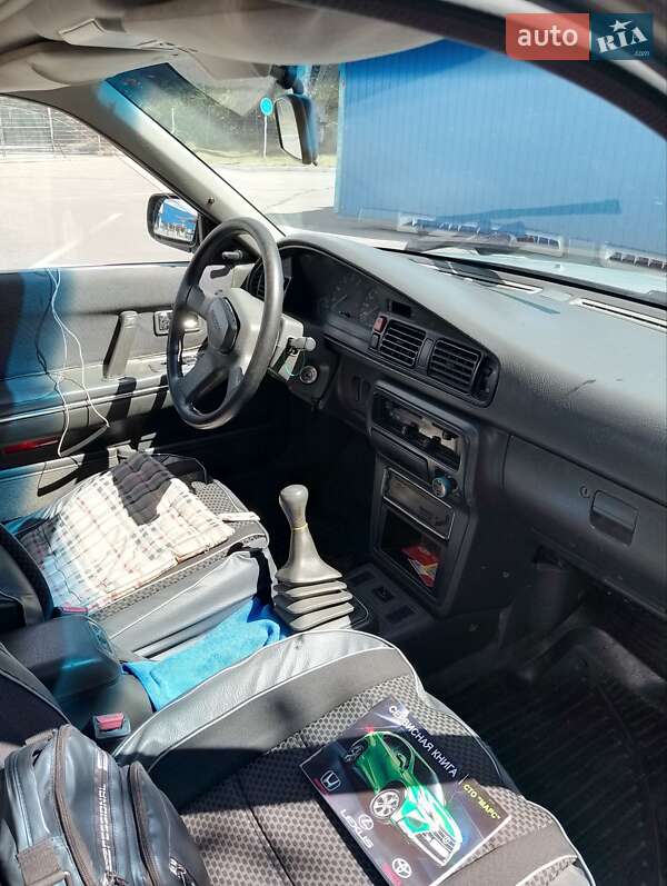 Хэтчбек Mazda 626 1990 в Запорожье