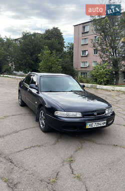 Седан Mazda 626 1992 в 