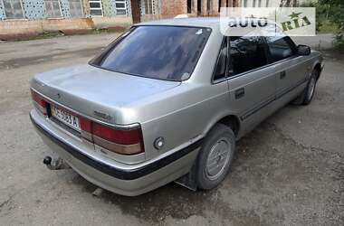 Седан Mazda 626 1989 в Ивано-Франковске