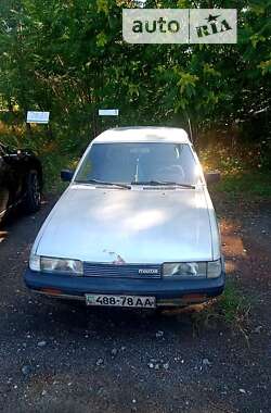 Седан Mazda 626 1985 в Днепре