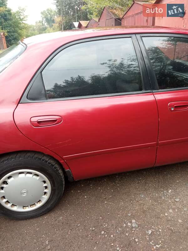 Седан Mazda 626 1994 в Черкассах