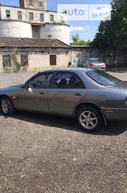 Седан Mazda 626 1995 в Запоріжжі