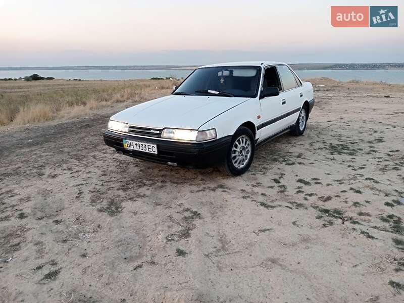Седан Mazda 626 1989 в Одесі