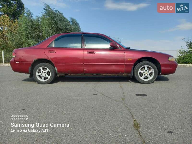 Седан Mazda 626 1994 в Смеле