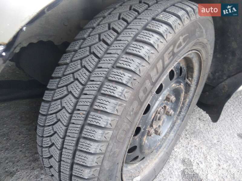 Хэтчбек Mazda 626 1989 в Херсоне