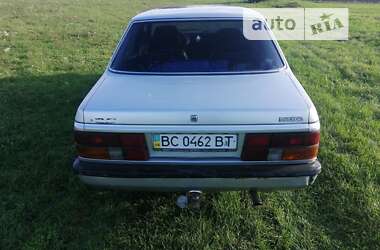 Седан Mazda 626 1985 в Ровно