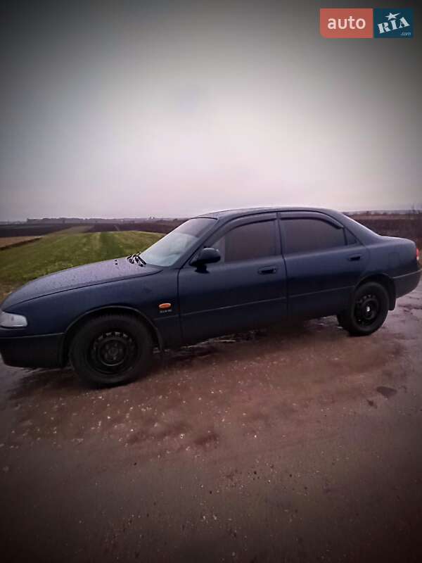 Седан Mazda 626 1996 в Золочеві