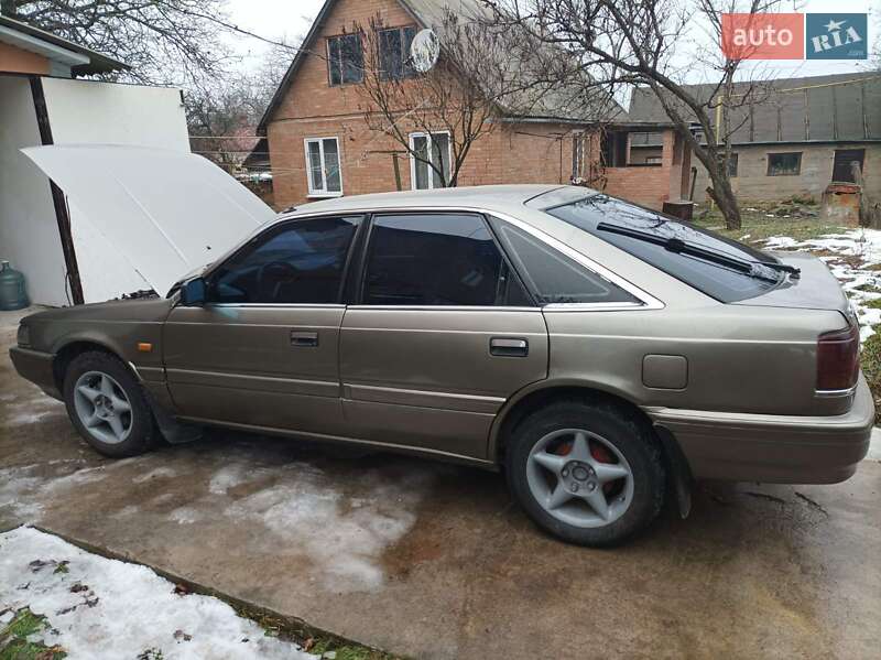 Хетчбек Mazda 626 1987 в Вінниці