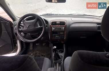 Седан Mazda 626 1998 в Києві