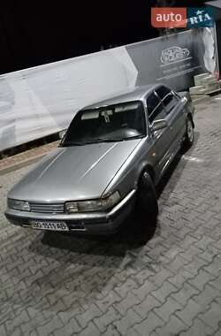 Седан Mazda 626 1990 в Чернівцях