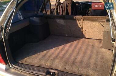 Универсал Mazda 626 1988 в 