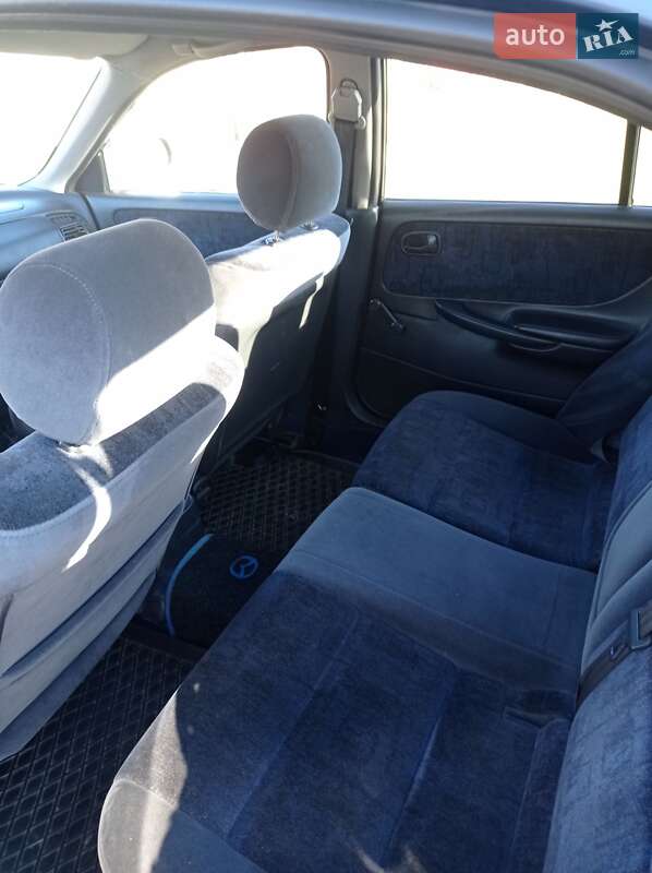 Хэтчбек Mazda 626 1998 в Одессе