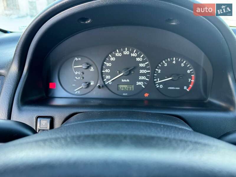 Седан Mazda 626 1998 в Жидачове