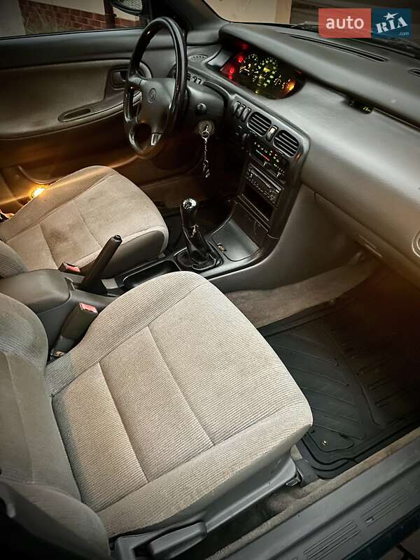 Седан Mazda 626 1994 в Одессе