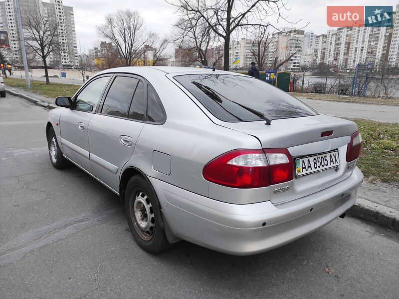 Хэтчбек Mazda 626 2000 в Киеве