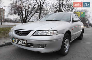 Хэтчбек Mazda 626 2000 в 