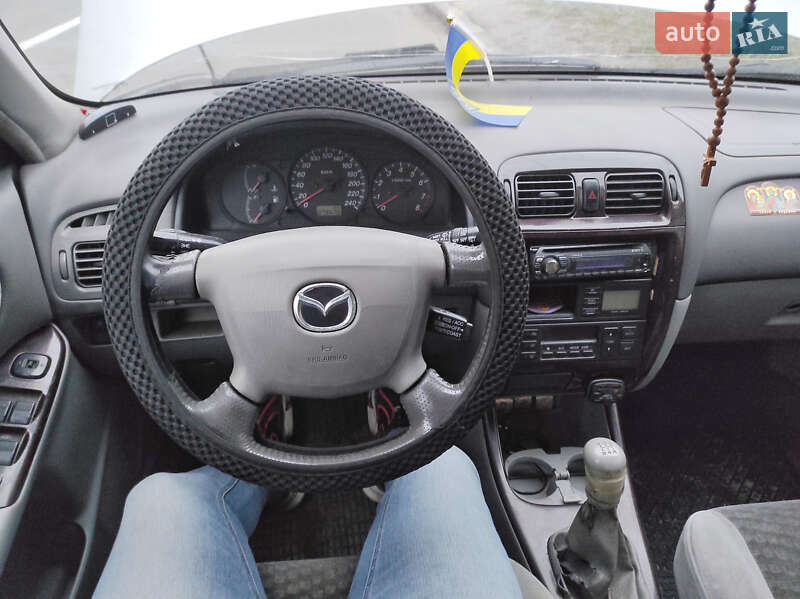 Хэтчбек Mazda 626 2000 в Киеве