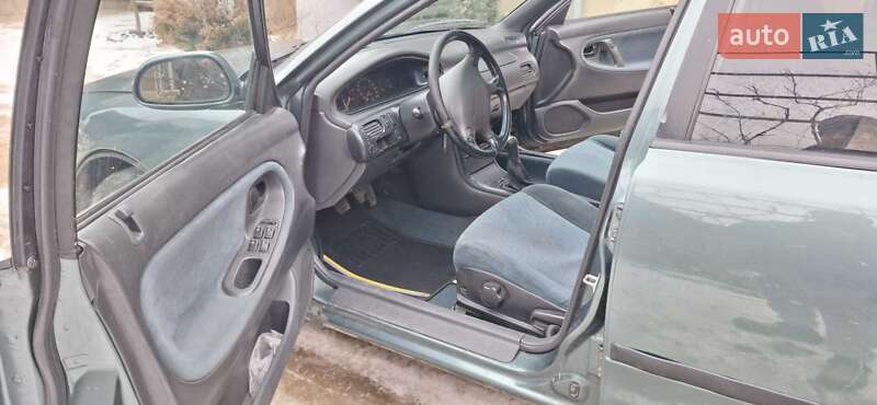 Хэтчбек Mazda 626 1997 в Буденце