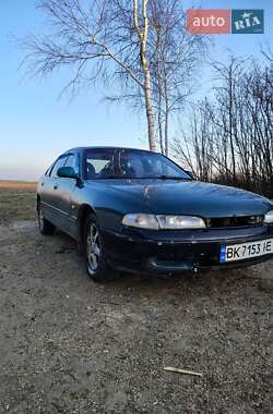 Хэтчбек Mazda 626 1992 в Сарнах