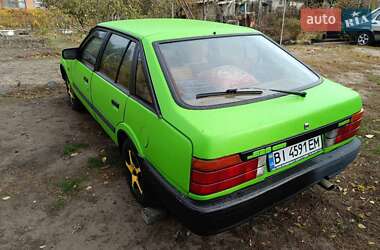 Хэтчбек Mazda 626 1985 в 