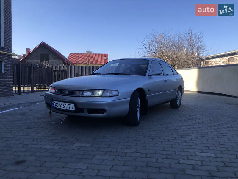 Хэтчбек Mazda 626 1994 в 