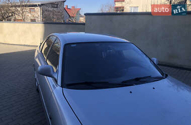 Хэтчбек Mazda 626 1994 в 