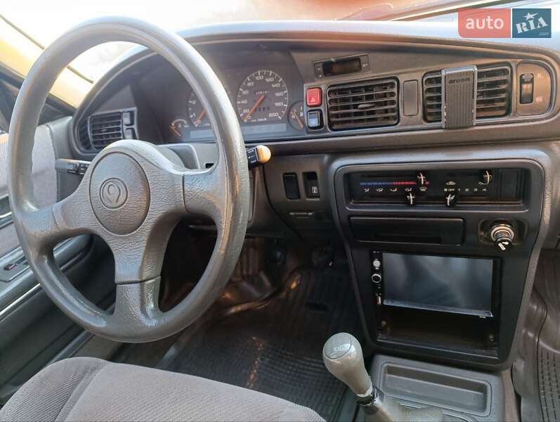 Універсал Mazda 626 1995 в Рівному