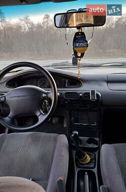 Седан Mazda 626 1996 в 