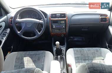 Универсал Mazda 626 1998 в 