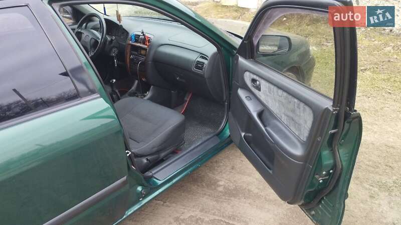 Седан Mazda 626 1997 в Очакові