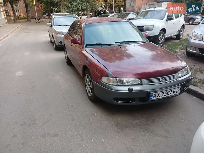 Седан Mazda 626 1992 в Харкові