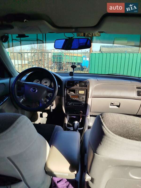 Хэтчбек Mazda 626 2000 в Смеле
