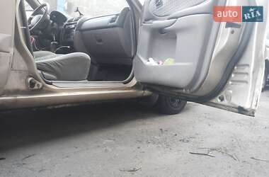 Седан Mazda 626 2002 в Броварах