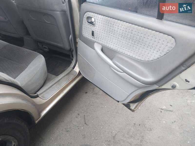 Седан Mazda 626 2002 в Броварах