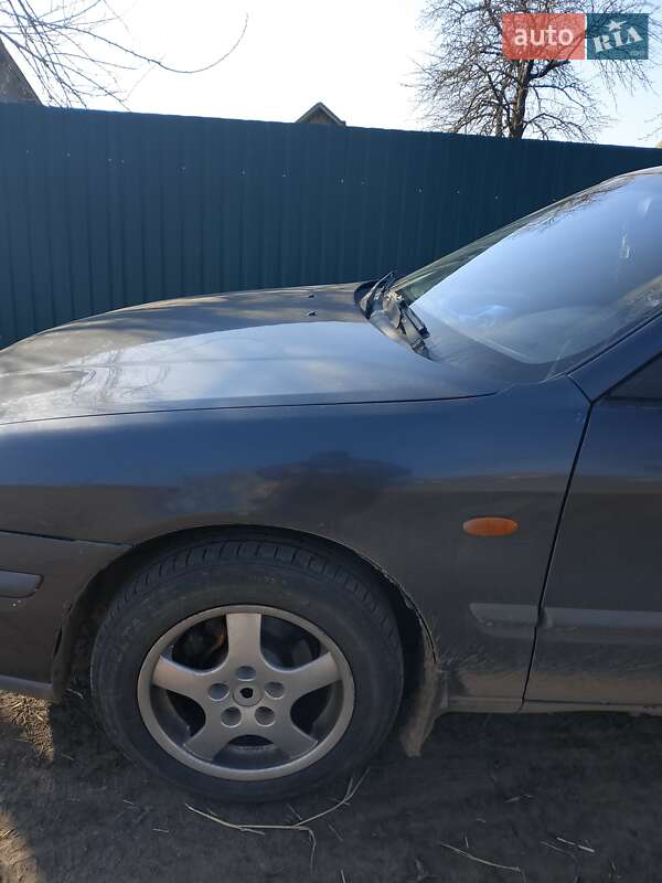 Седан Mazda 626 1997 в Теплику