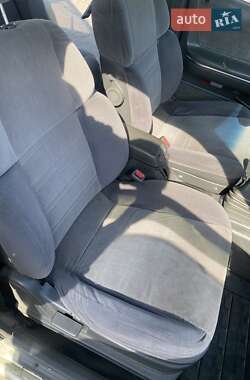 Хэтчбек Mazda 626 1989 в 