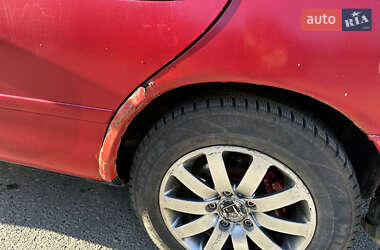 Хэтчбек Mazda 626 1993 в 