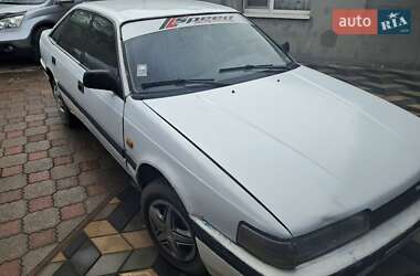 Седан Mazda 626 1988 в 