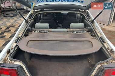 Седан Mazda 626 1988 в 