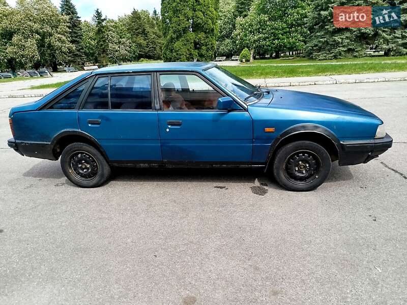 Хетчбек Mazda 626 1986 в Жовтих Водах фото 7 Хетчбек Mazda 626 1986 в Жовтих Водах