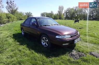 Седан Mazda 626 1993 в 