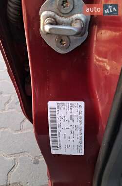 Хэтчбек Mazda 626 1995 в 