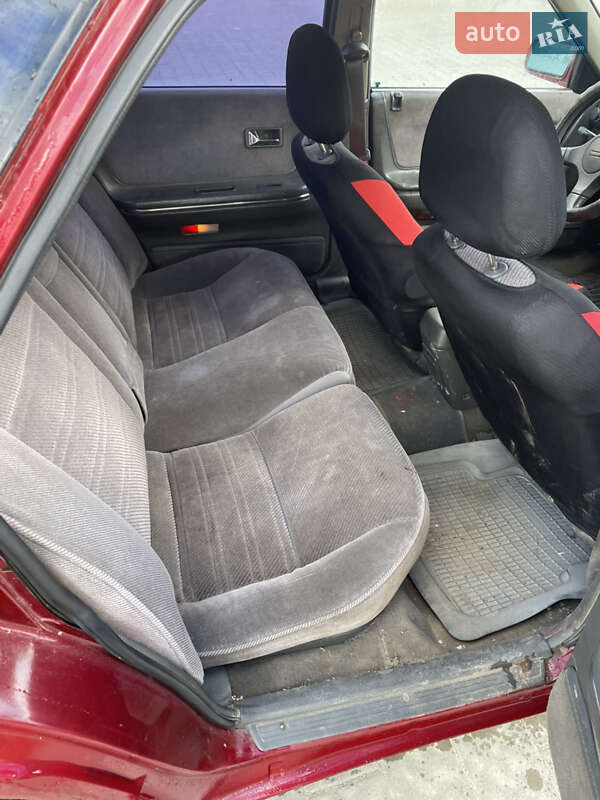 Хэтчбек Mazda 626 1992 в Копычинце