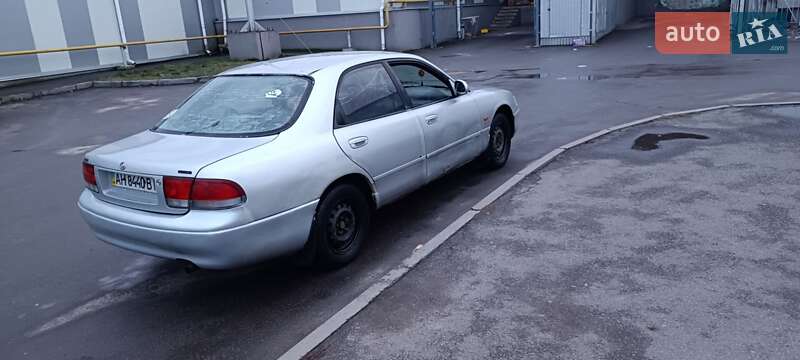 Седан Mazda 626 1997 в Виннице
