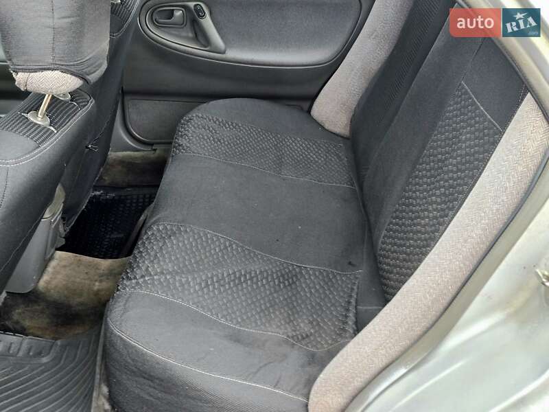 Седан Mazda 626 1993 в Харкові